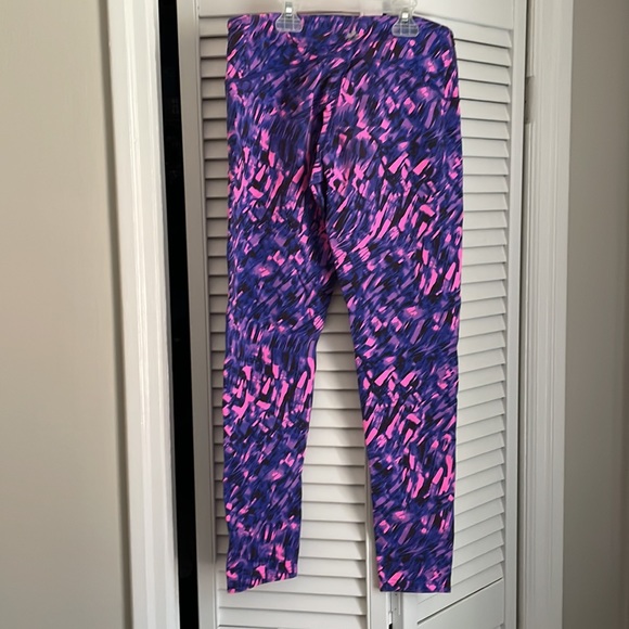 Tuff athletics thick patterned leggings - Picture 2 of 4